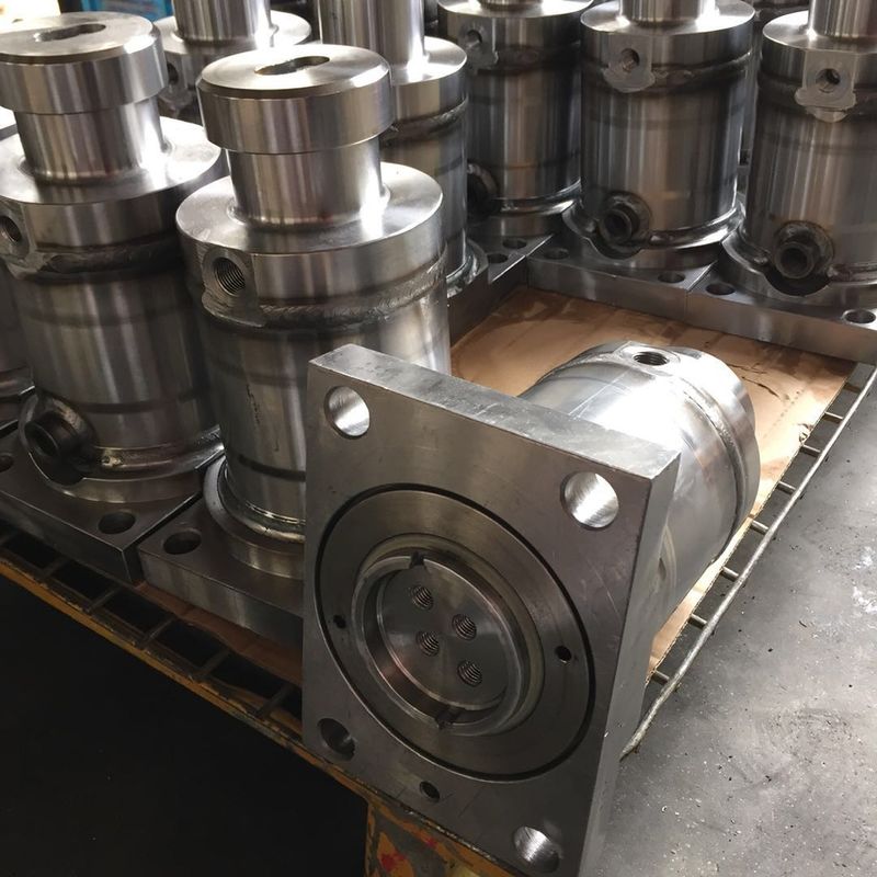 I cilindri idraulici su ordinazione saldati/bruscamente segnano i cilindri idraulici compatti